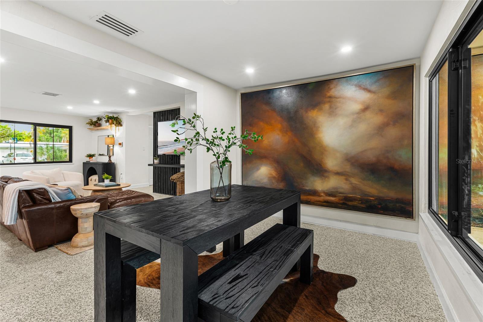 2410 VALENCIA DR — photo 14