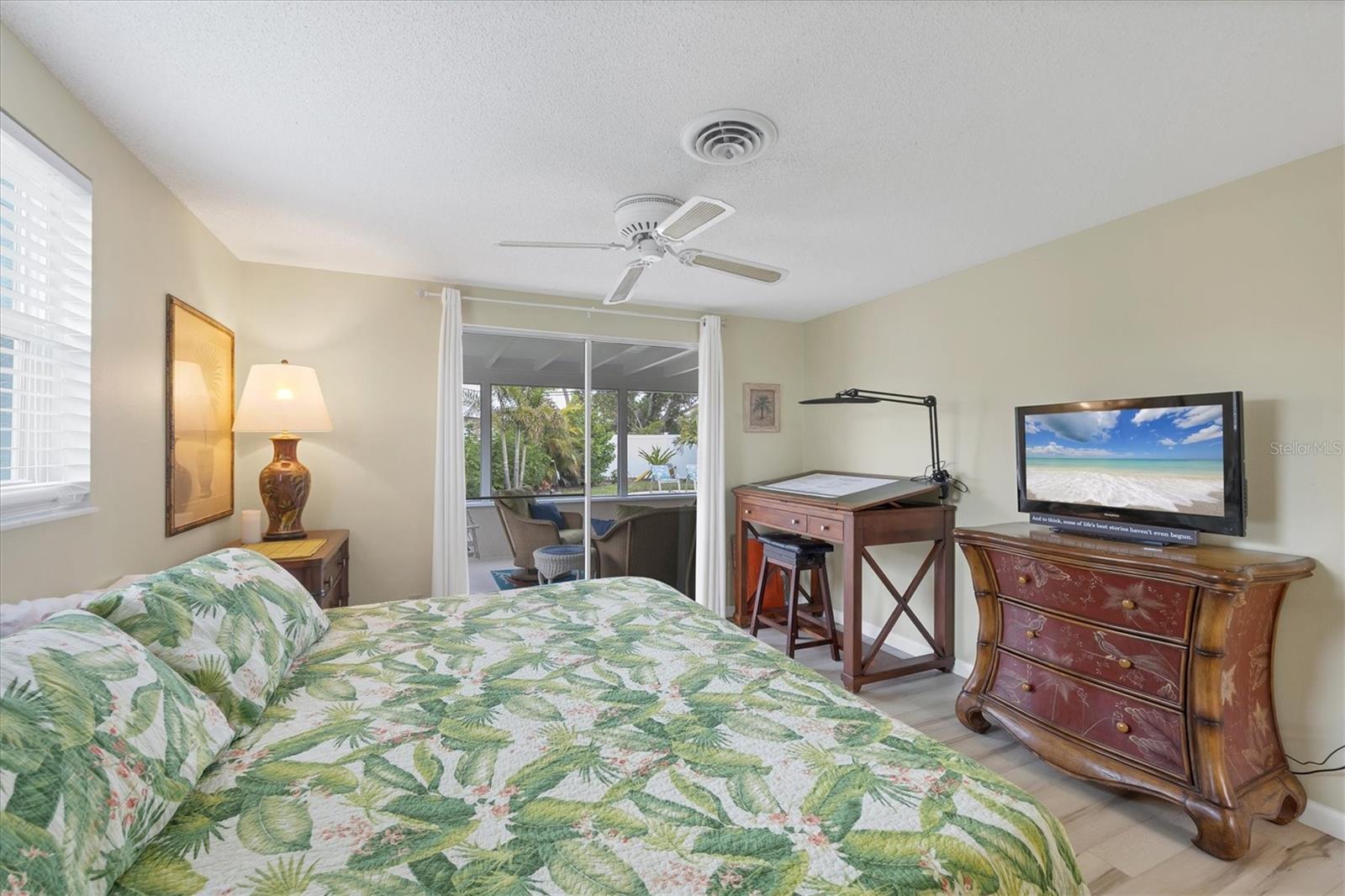 114 LEE CIR — photo 19