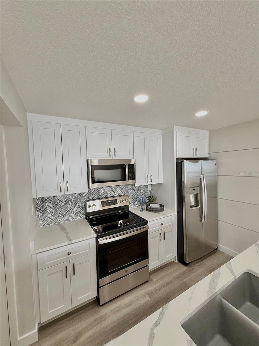 450 S GULFVIEW BLVD #408 — photo 10