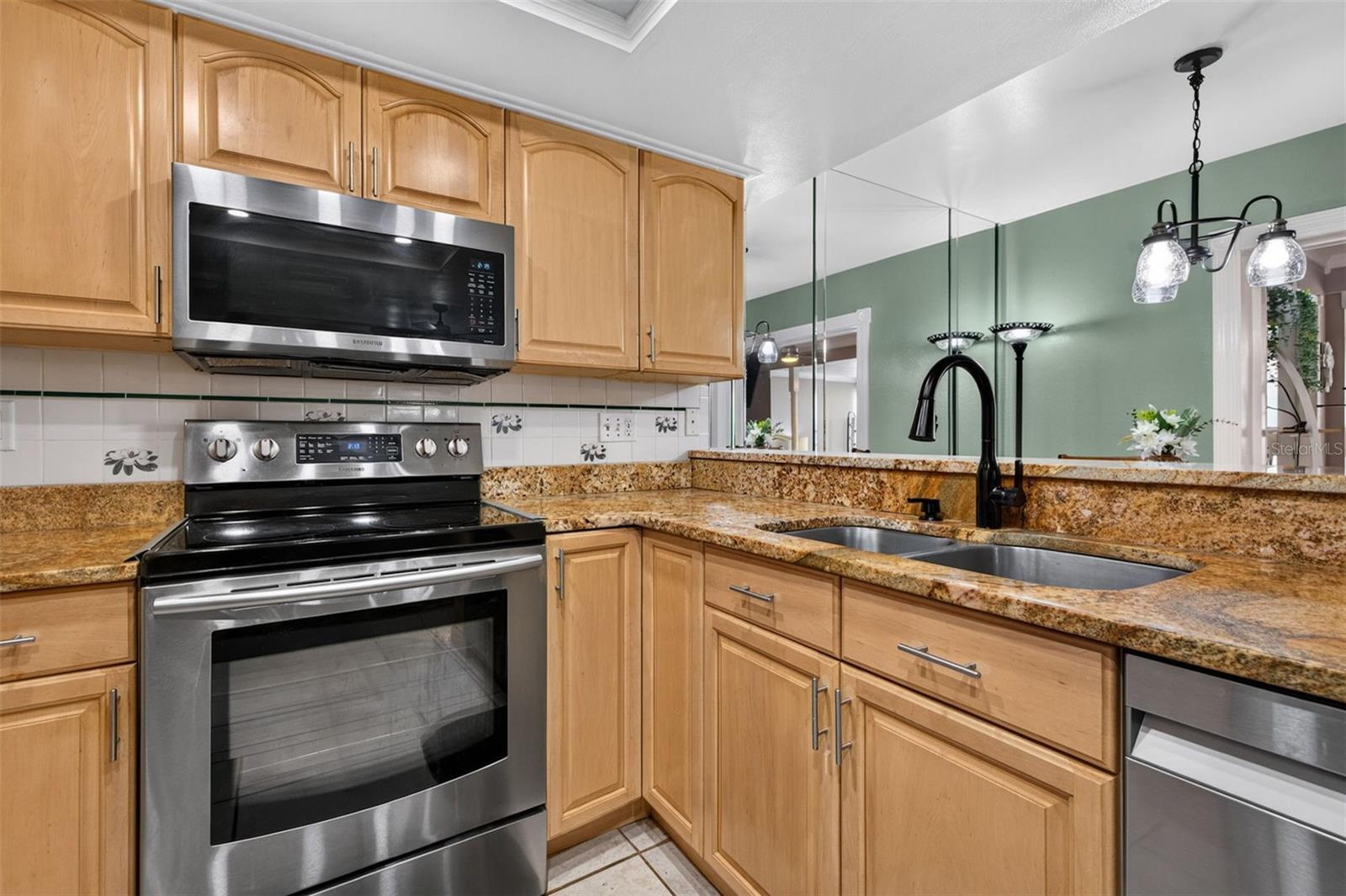 7360 ULMERTON RD #18D — photo 6