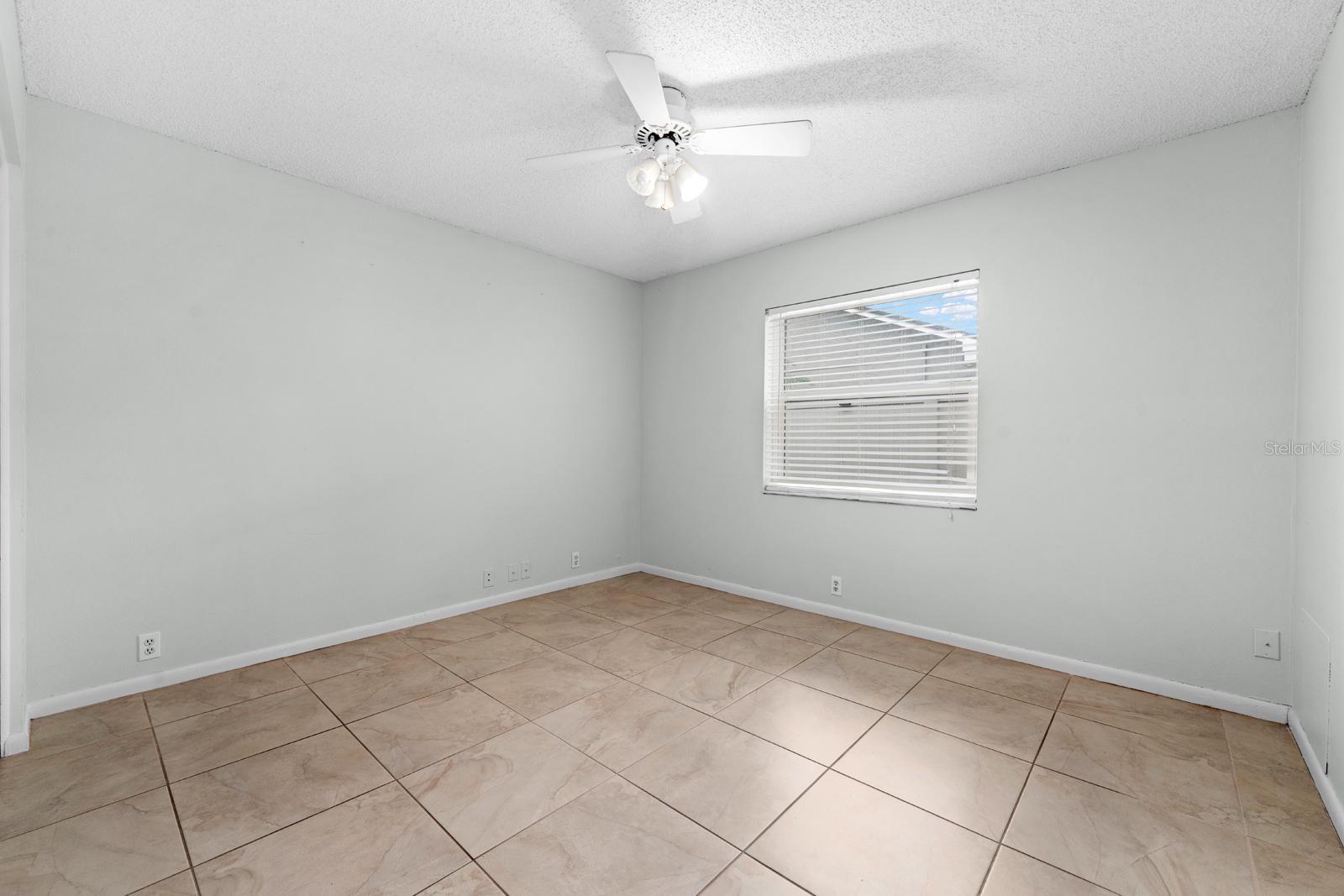 3546 HOGAN DR — photo 23