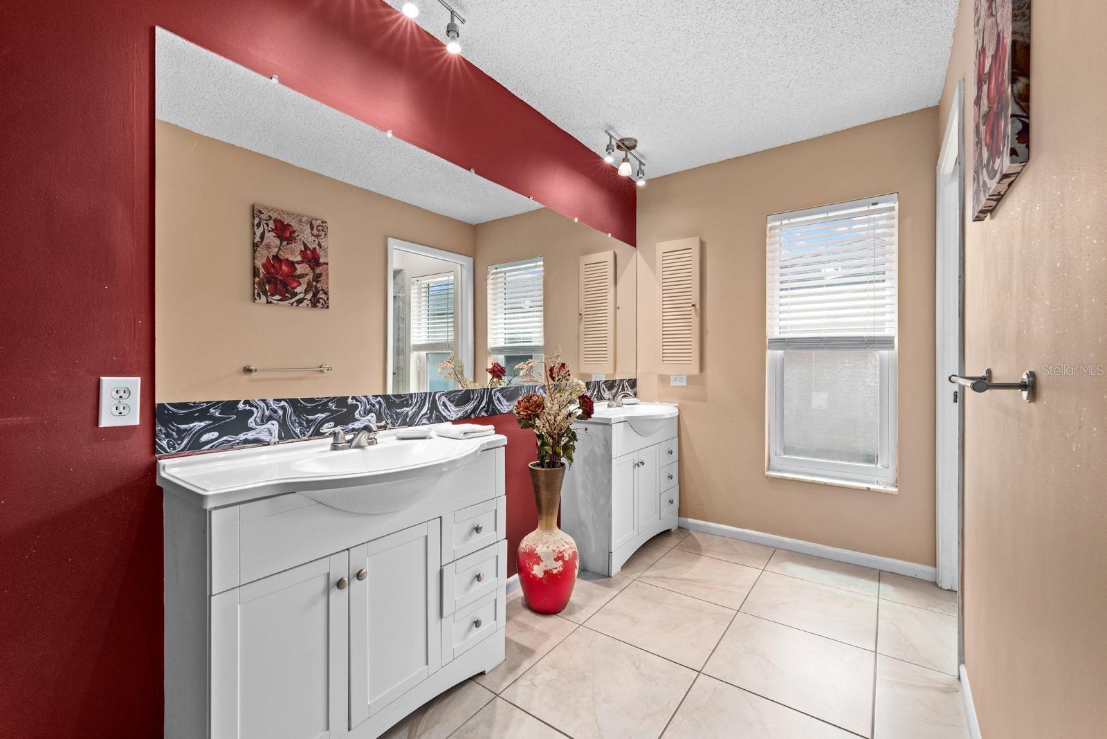 3546 HOGAN DR — photo 19
