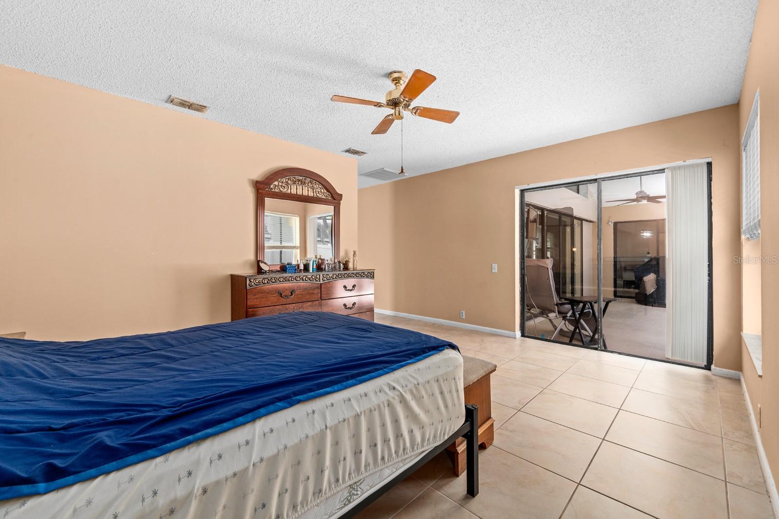 3546 HOGAN DR — photo 18