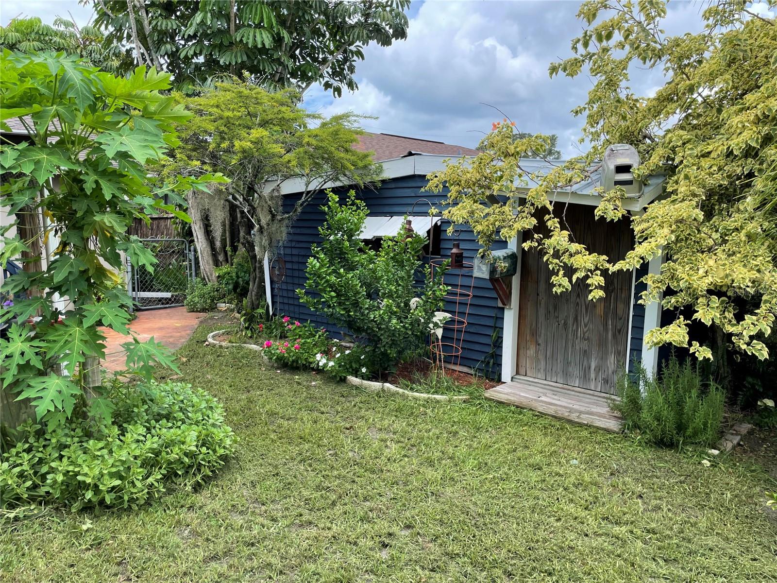 13734 COCO AVE — photo 3
