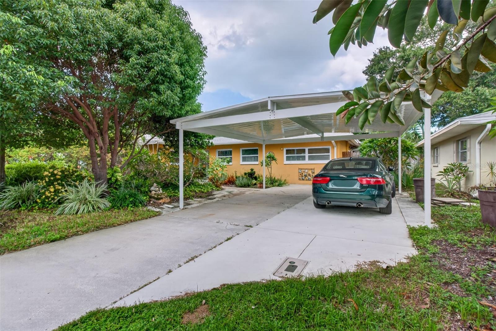 11420 OVAL DR W — photo 4