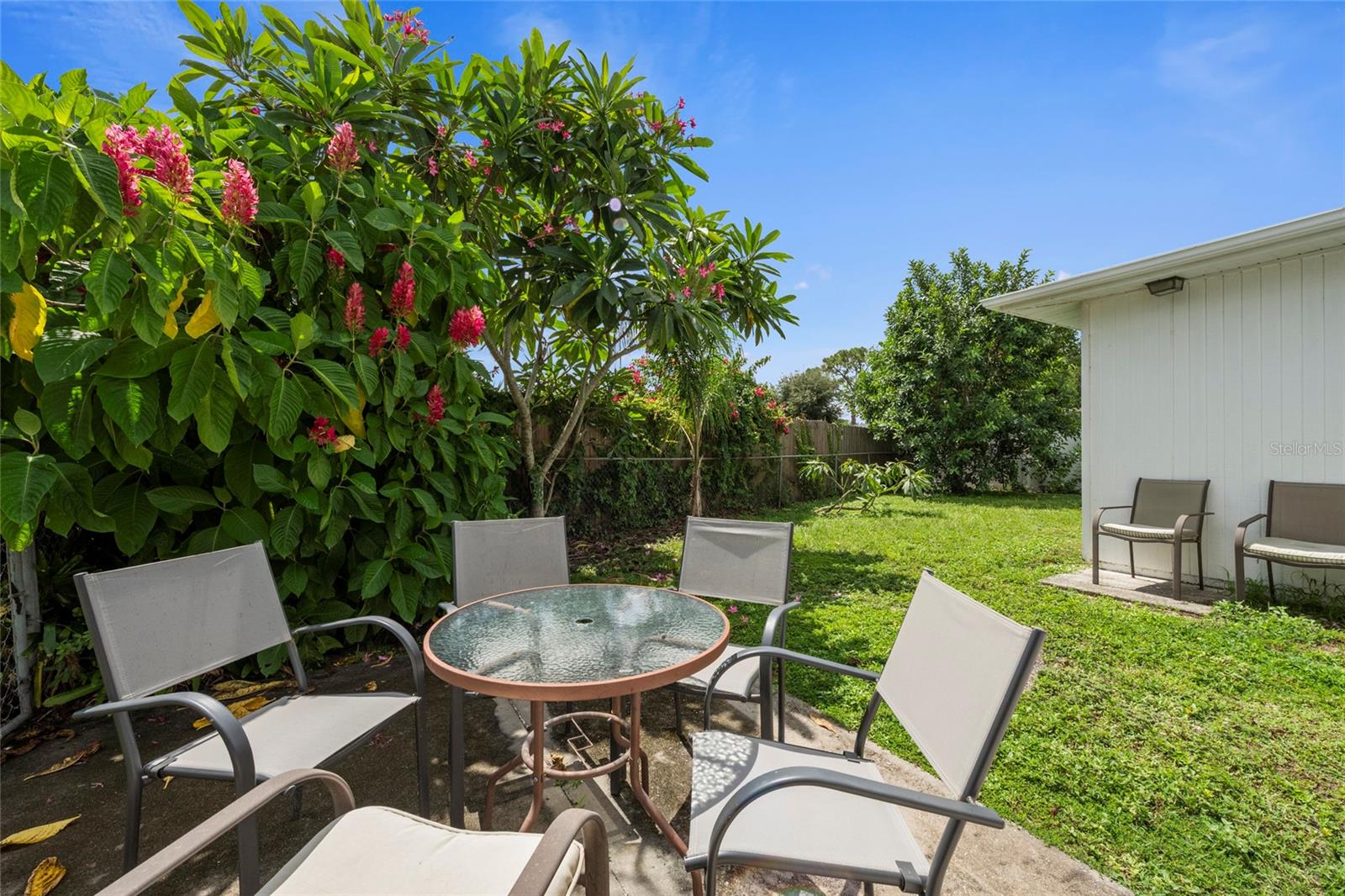 4594 PARNELL DR — photo 25