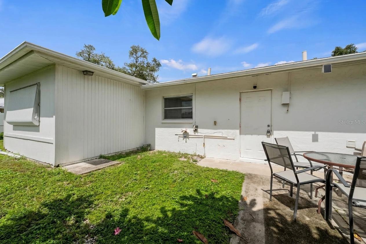 4594 PARNELL DR — photo 26