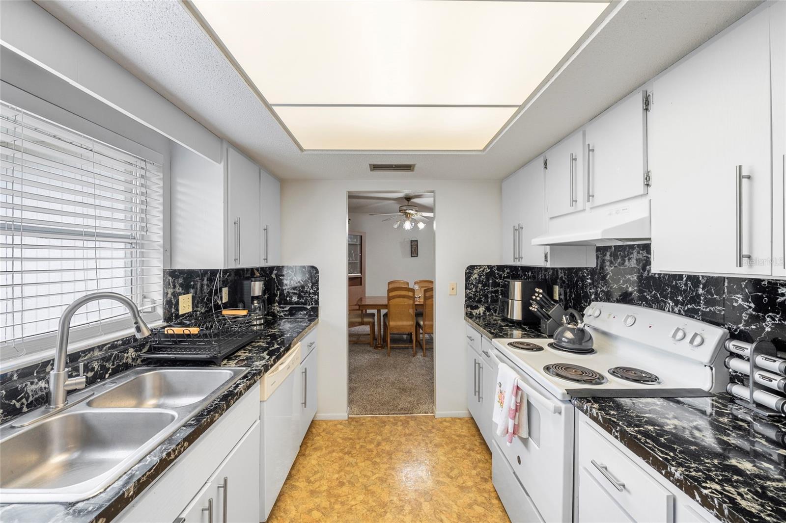 4594 PARNELL DR — photo 14