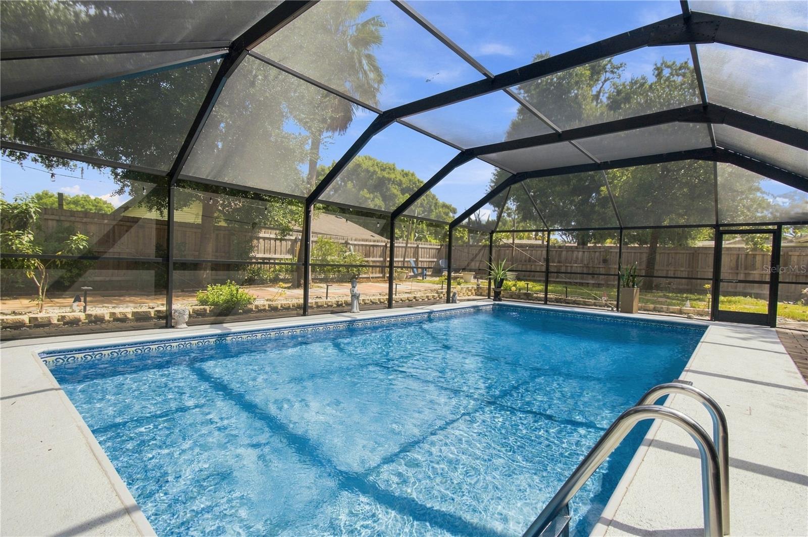 626 FOREST HILLS DR — photo 29