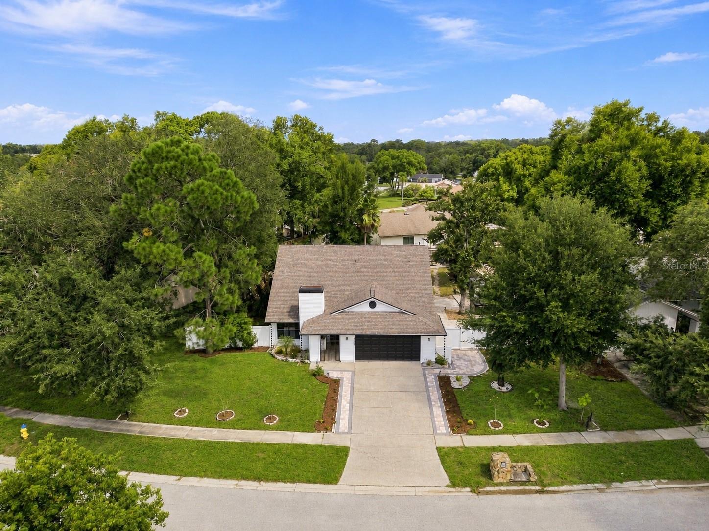626 FOREST HILLS DR — photo 36