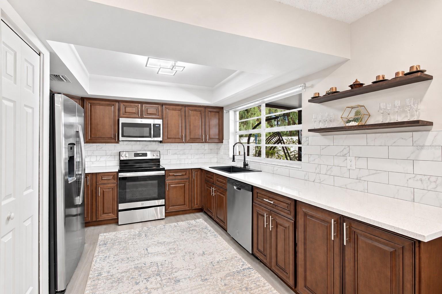 626 FOREST HILLS DR — photo 12