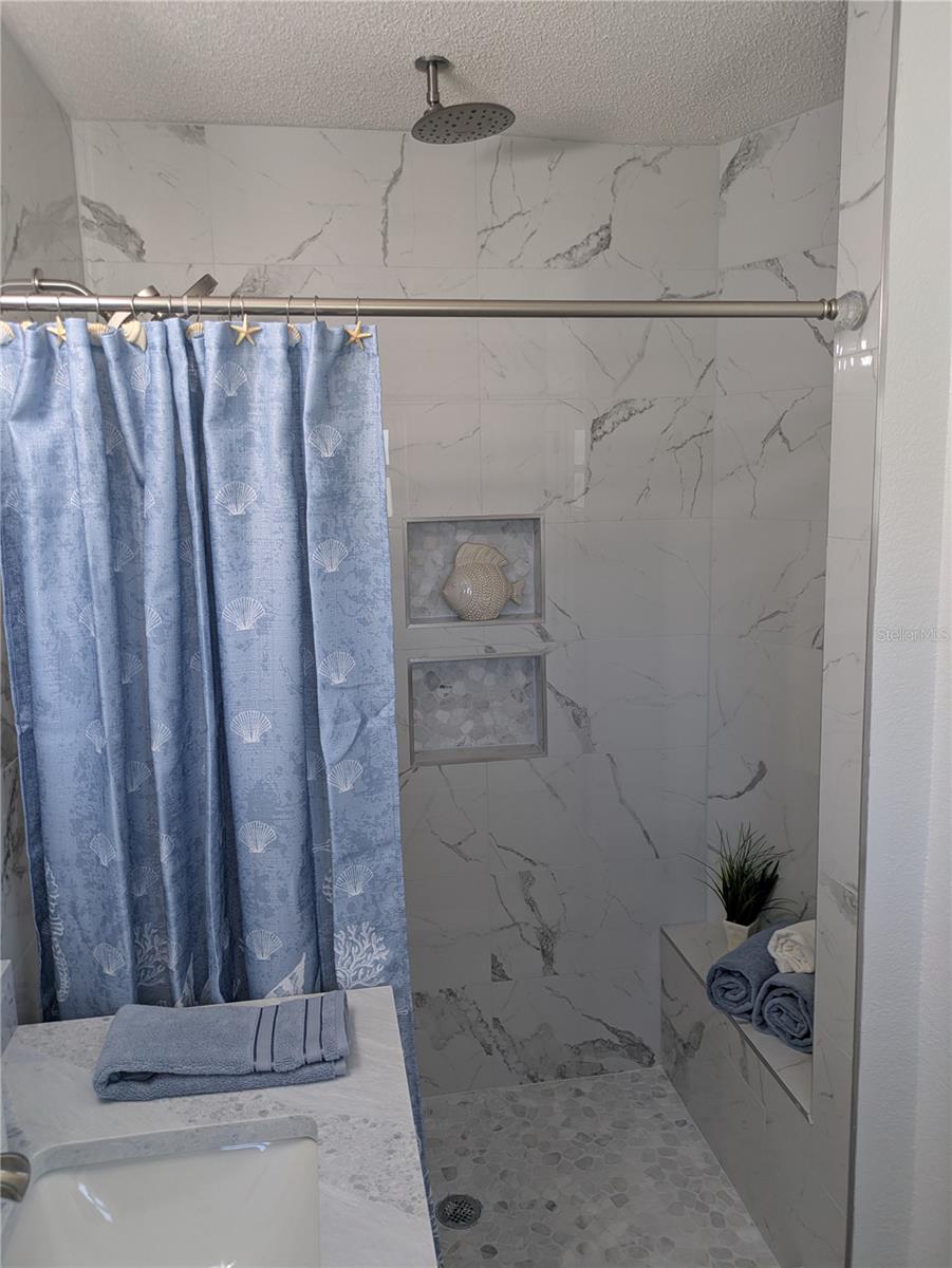 3641 BEACH DR SE — photo 16