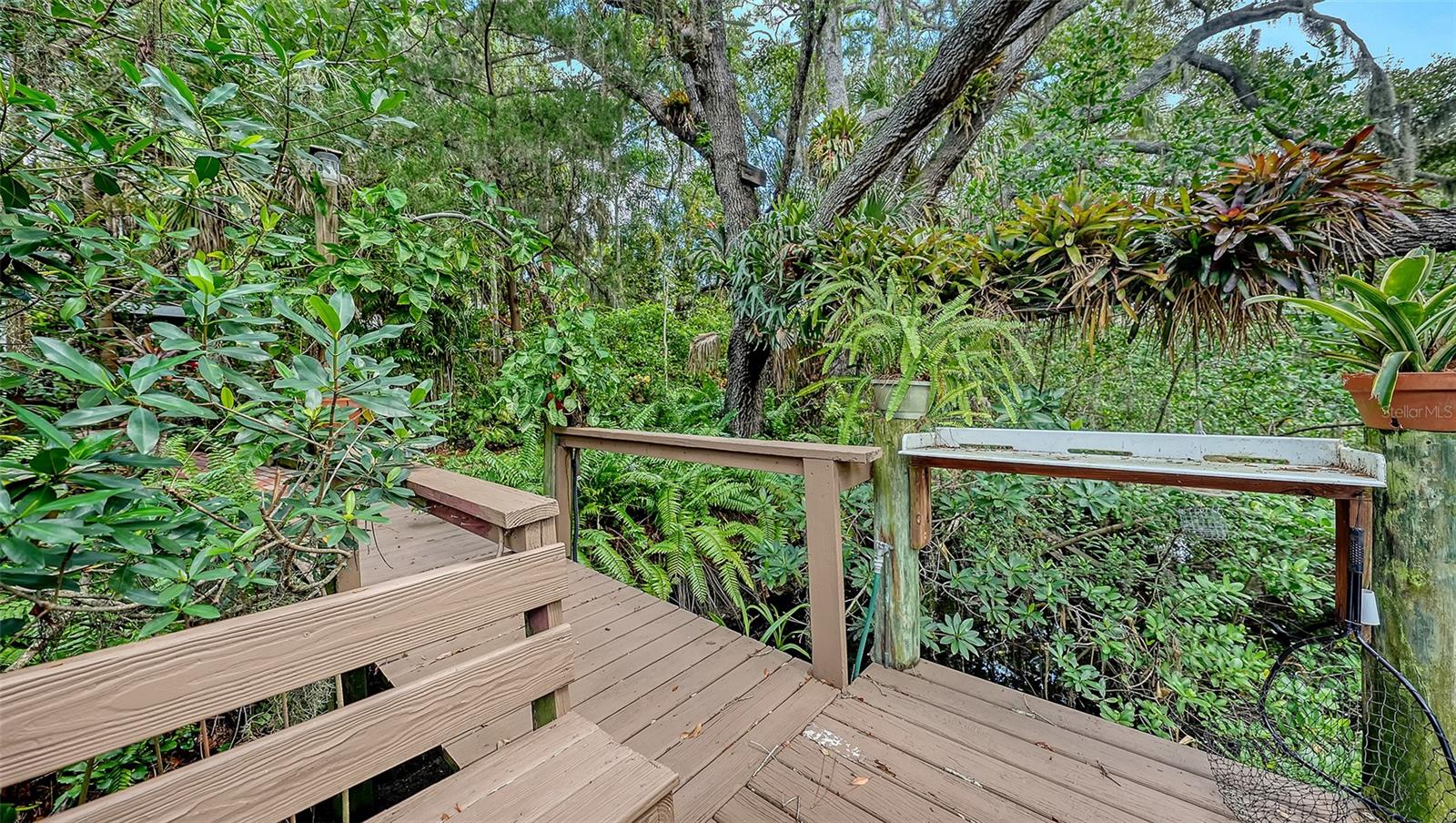 2046 CORDES ST — photo 37