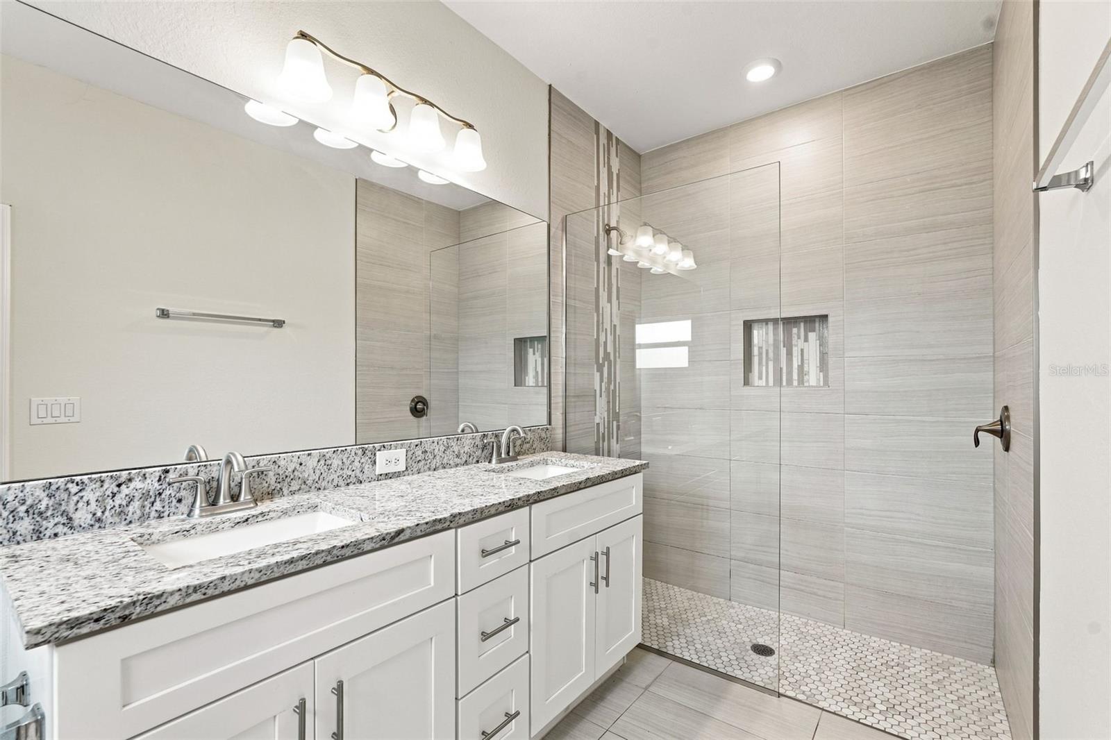 5151 RUMSON RD — photo 15