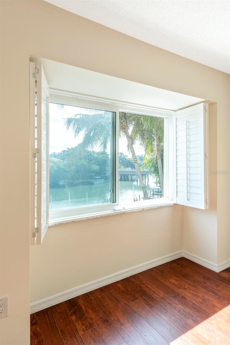 870 HUDSON AVE #870 — photo 17