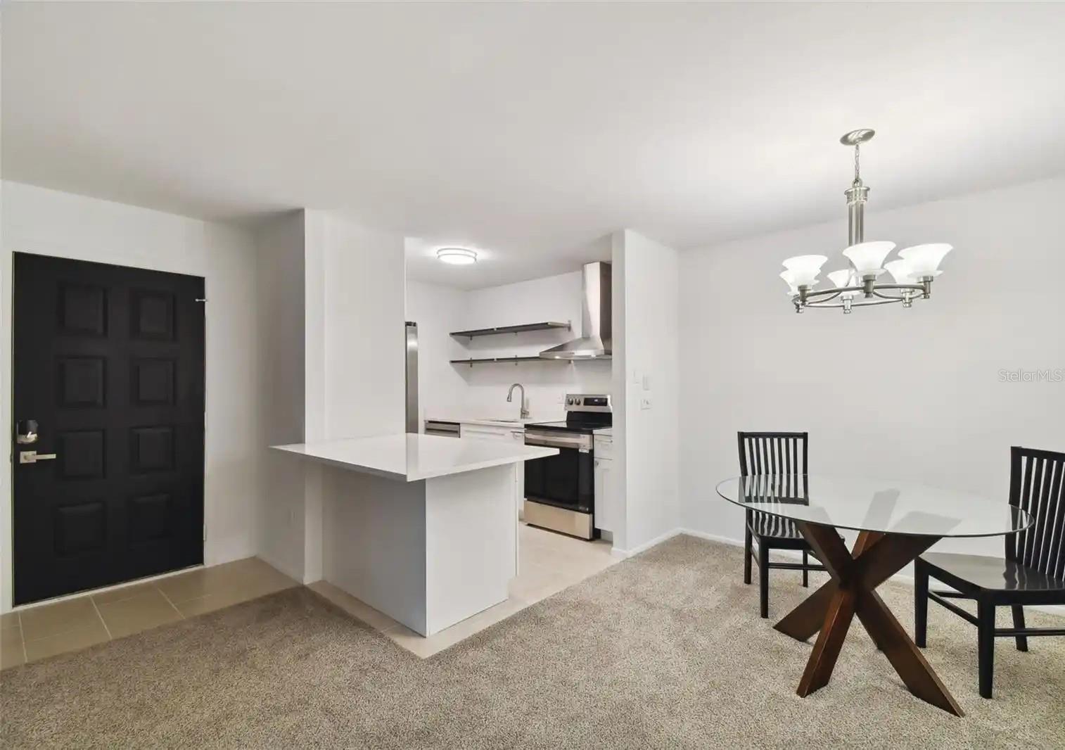 6015 LAKETREE LN #E — photo 2