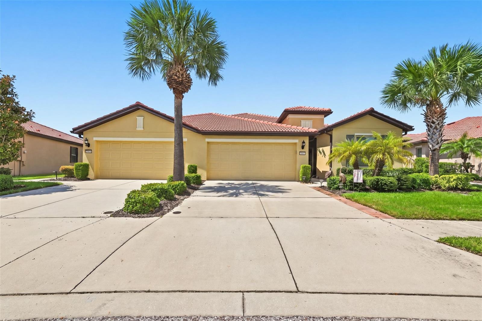 5465 SUNSET FALLS DR — photo 5