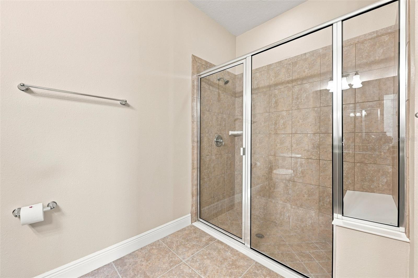 5465 SUNSET FALLS DR — photo 30