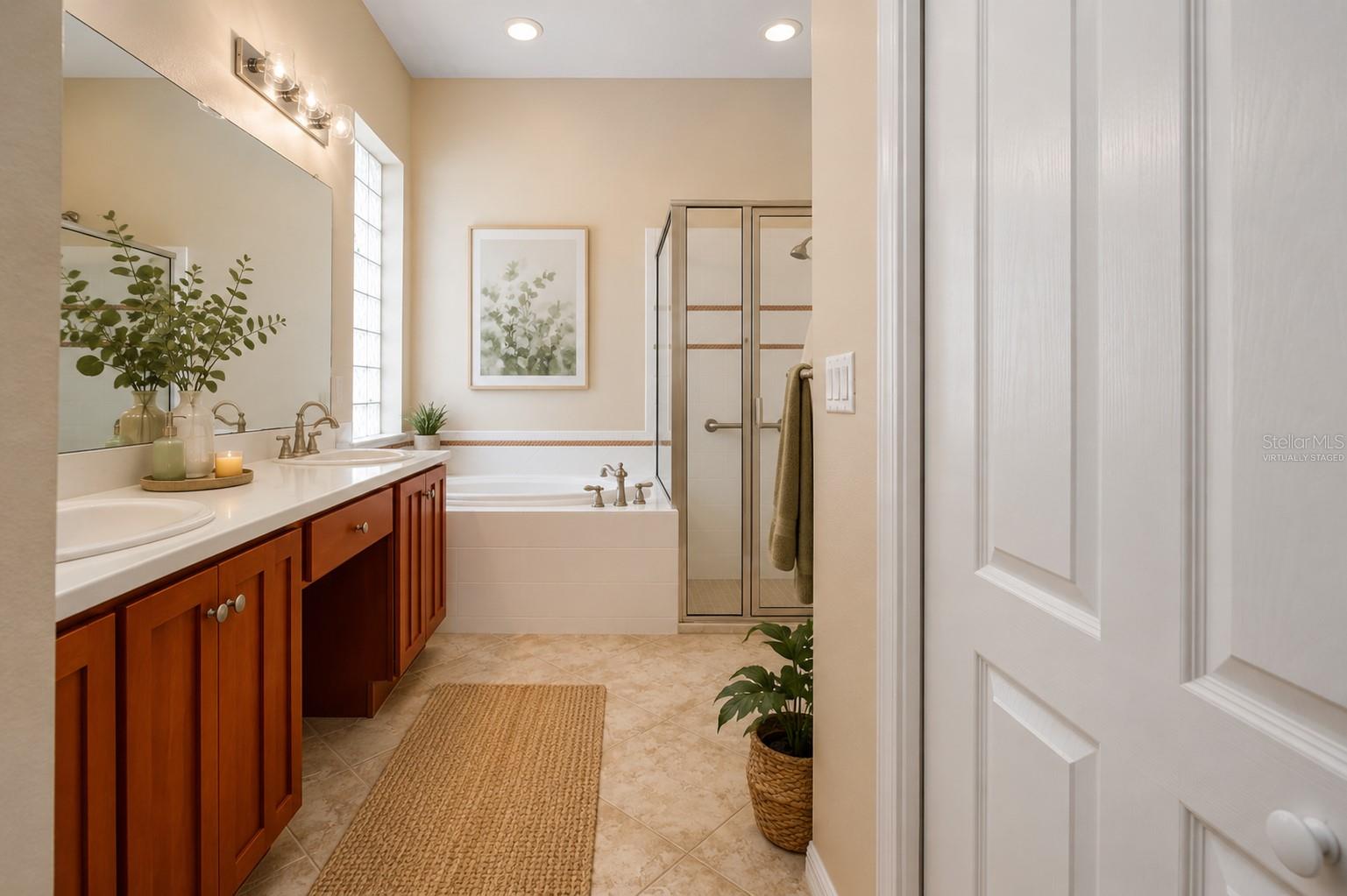 446 NOBLE FAIRE DR — photo 40