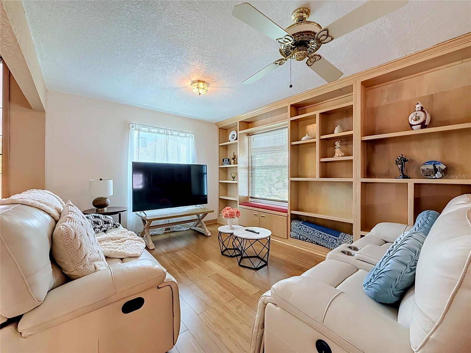 7542 HARBOR VIEW WAY — photo 38