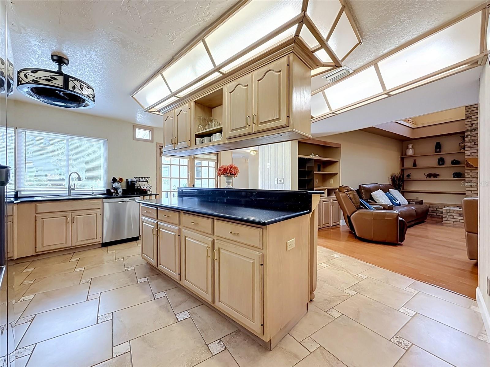 7542 HARBOR VIEW WAY — photo 16