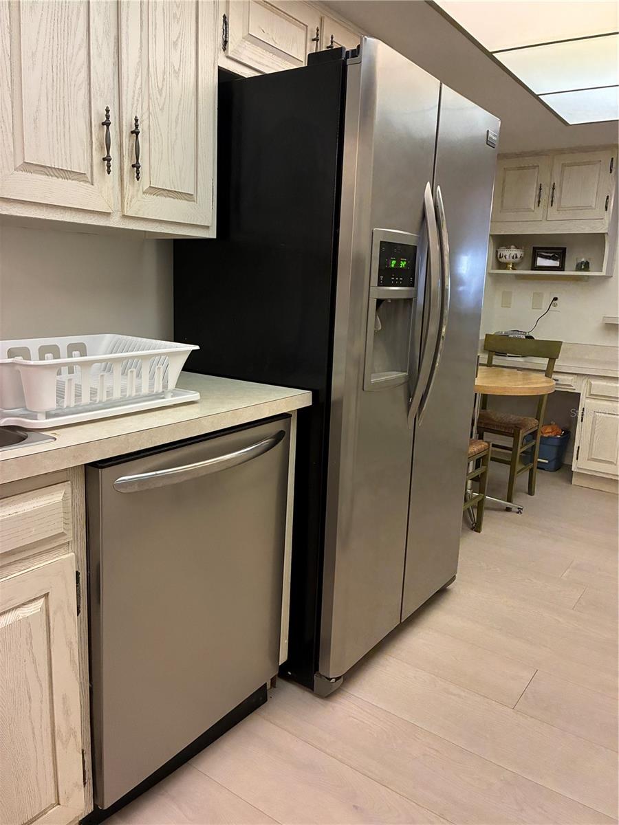 1100 BENJAMIN FRANKLIN DR #503 — photo 4