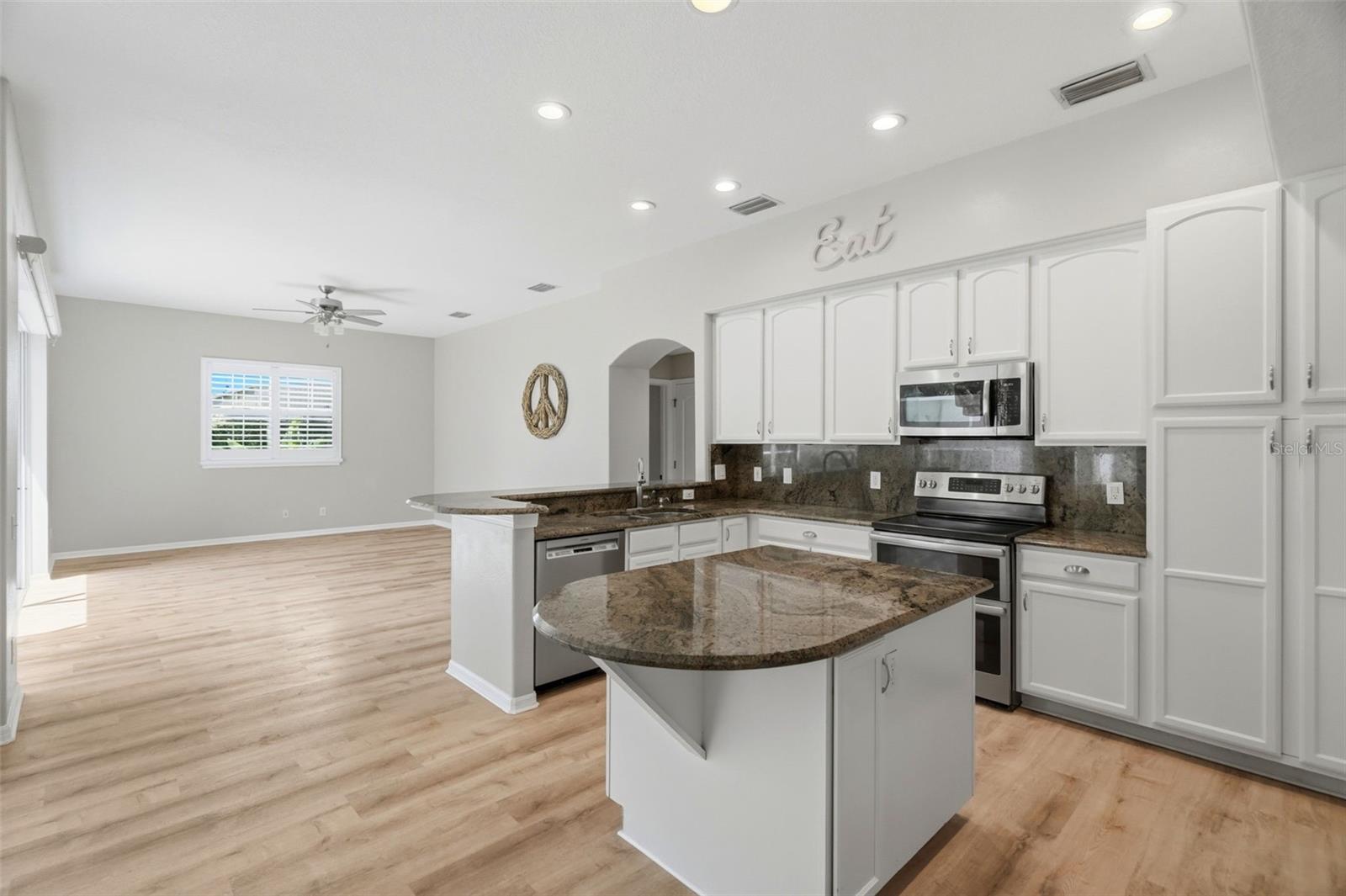 10649 GOOSEBERRY CT — photo 15