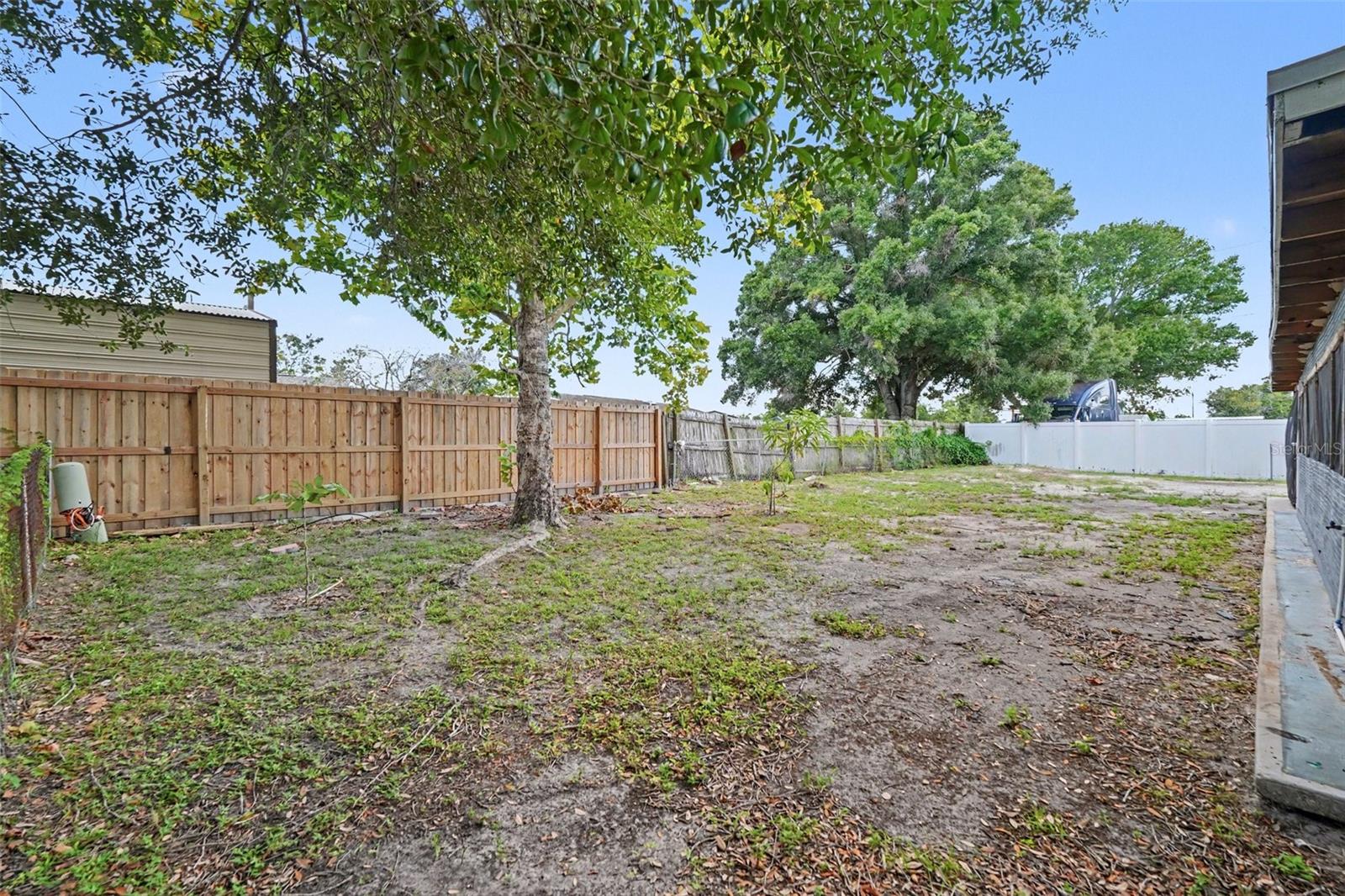 8503 FISH LAKE RD — photo 26