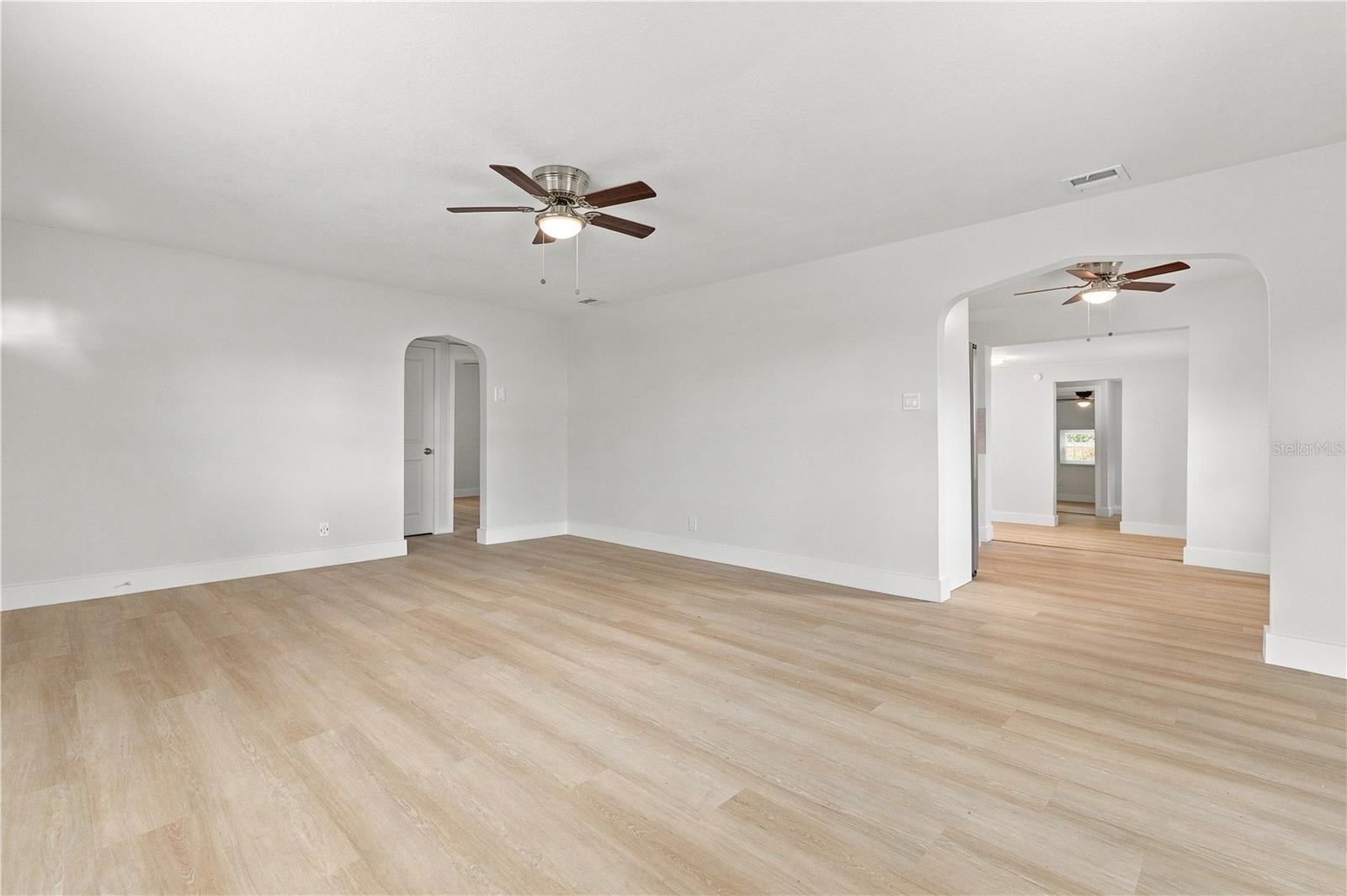 4115 FAIRFIELD AVE S — photo 3