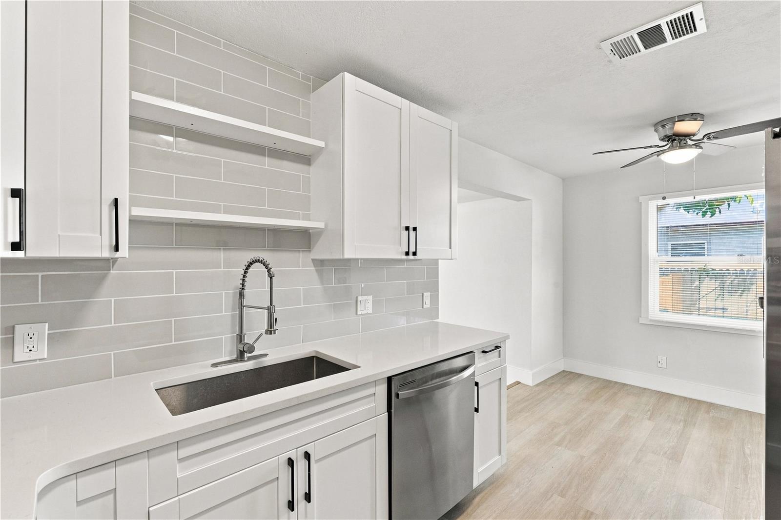 4115 FAIRFIELD AVE S — photo 6