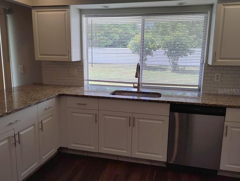 3055 PAN AMERICAN BLVD — photo 8