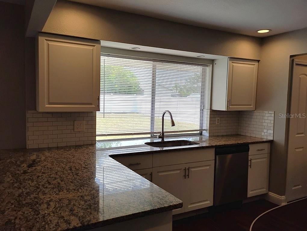 3055 PAN AMERICAN BLVD — photo 7