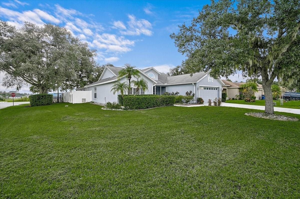 4240 MALICKSON DR — photo 40