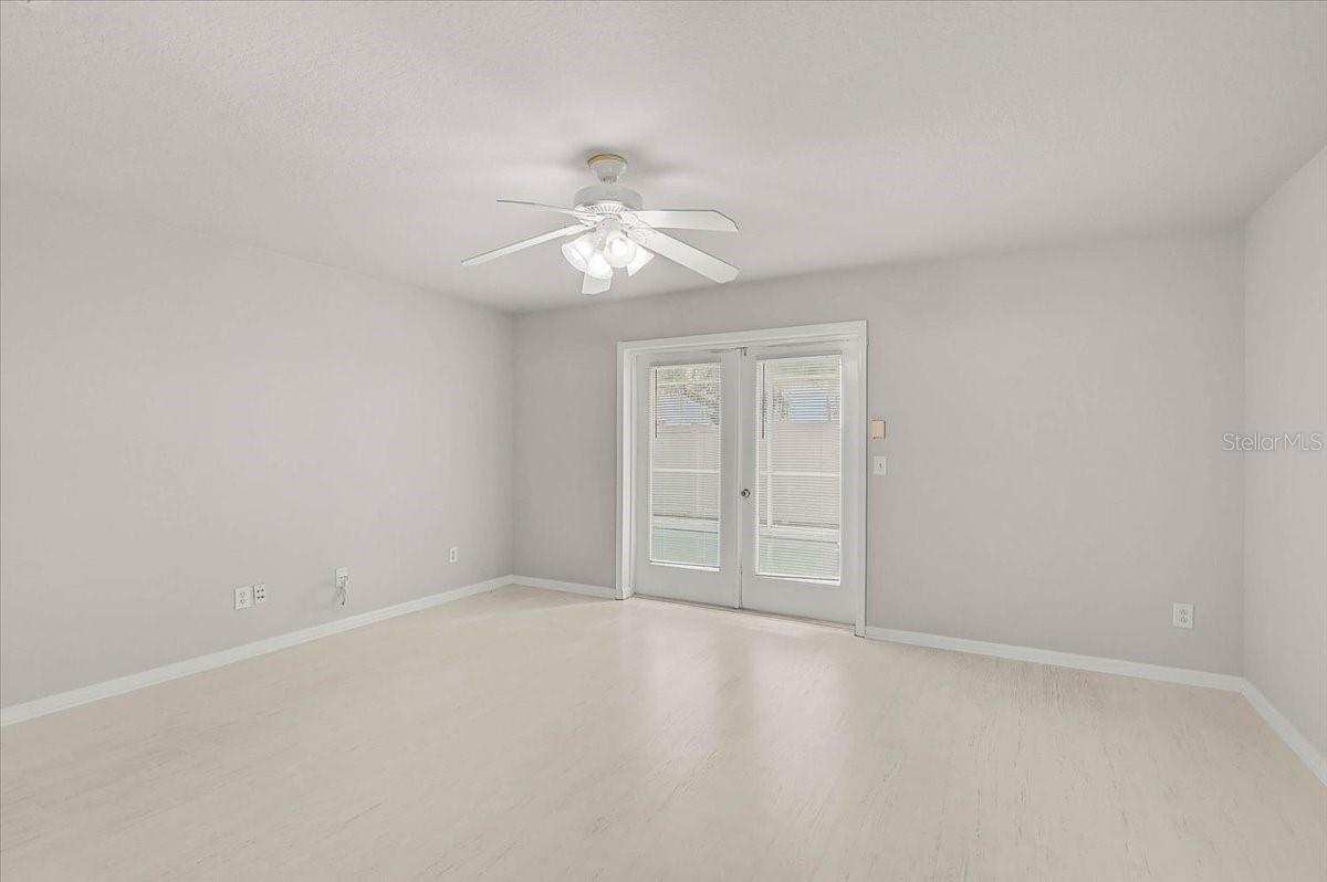 4240 MALICKSON DR — photo 17