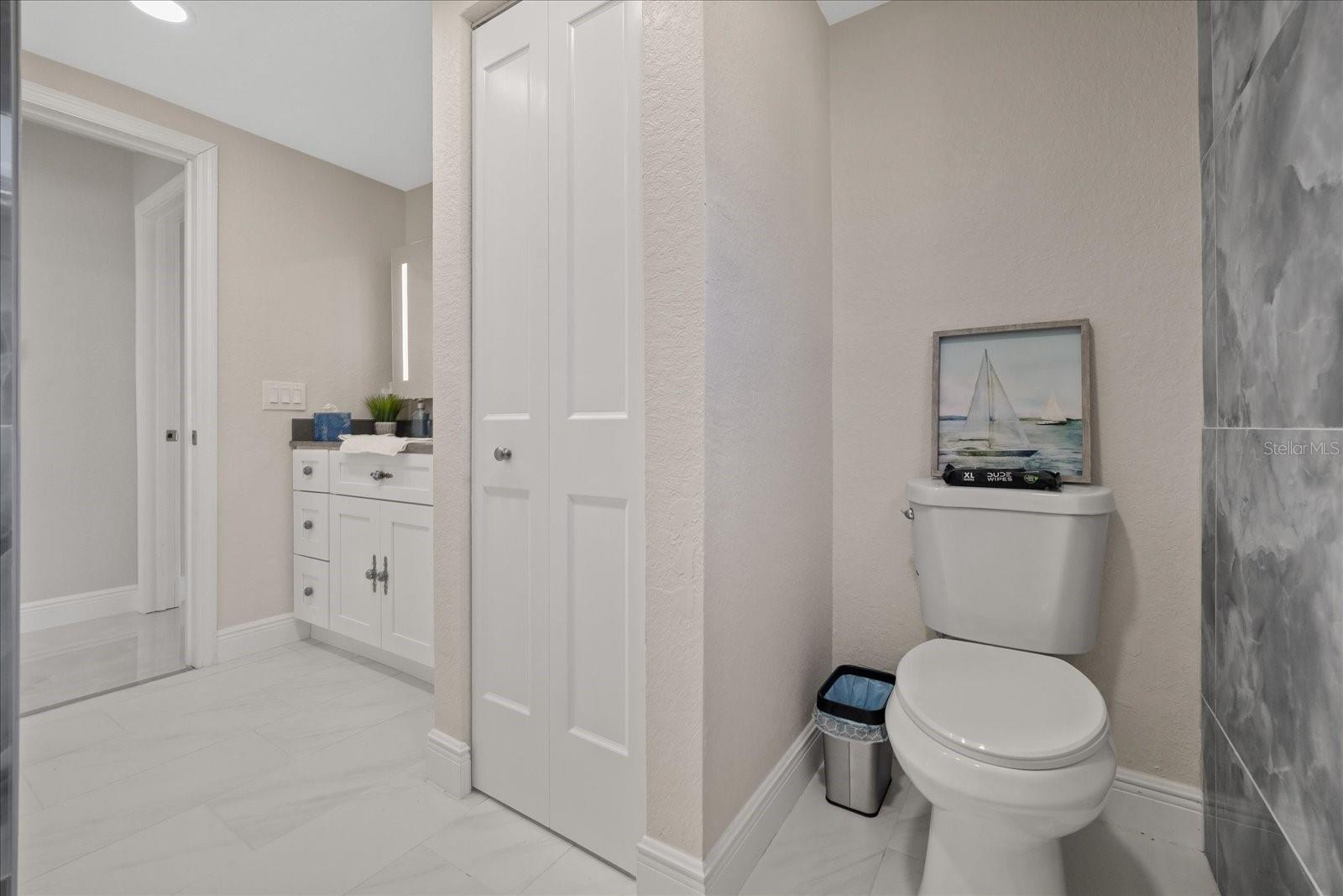 3961 HEADSAIL DR — photo 37