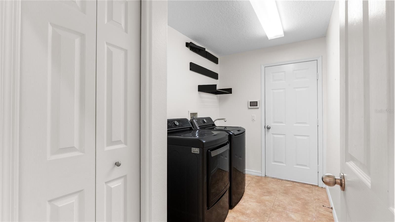 5924 CHERRY OAK DR — photo 25