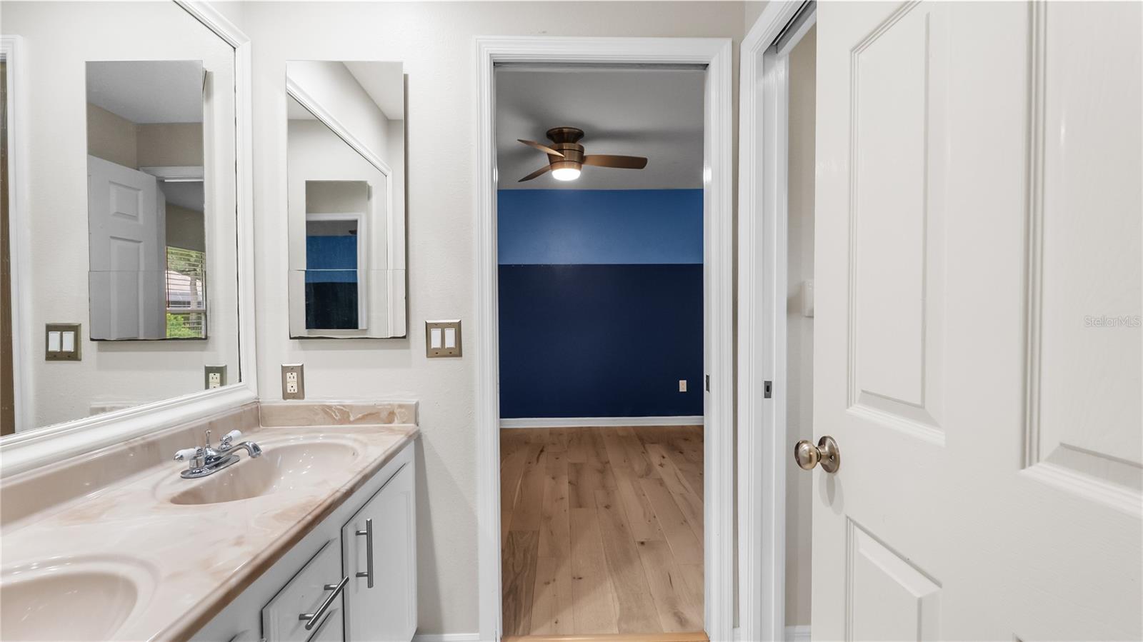 5924 CHERRY OAK DR — photo 31