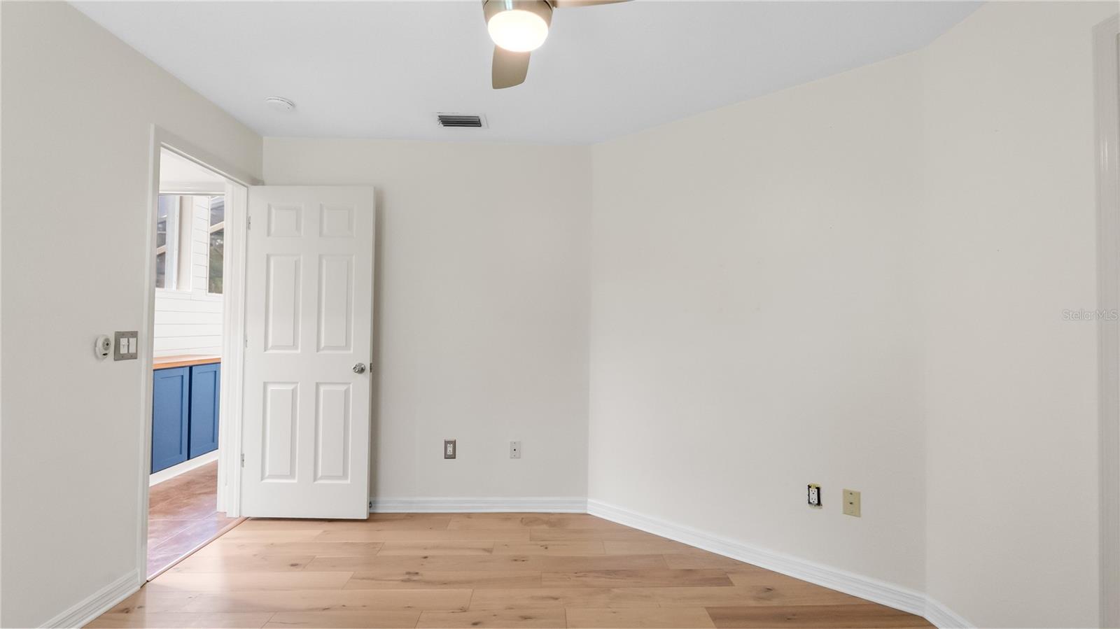 5924 CHERRY OAK DR — photo 37