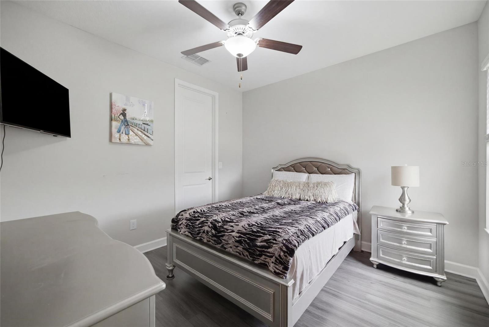 11419 SUNBURST MARBLE RD — photo 32