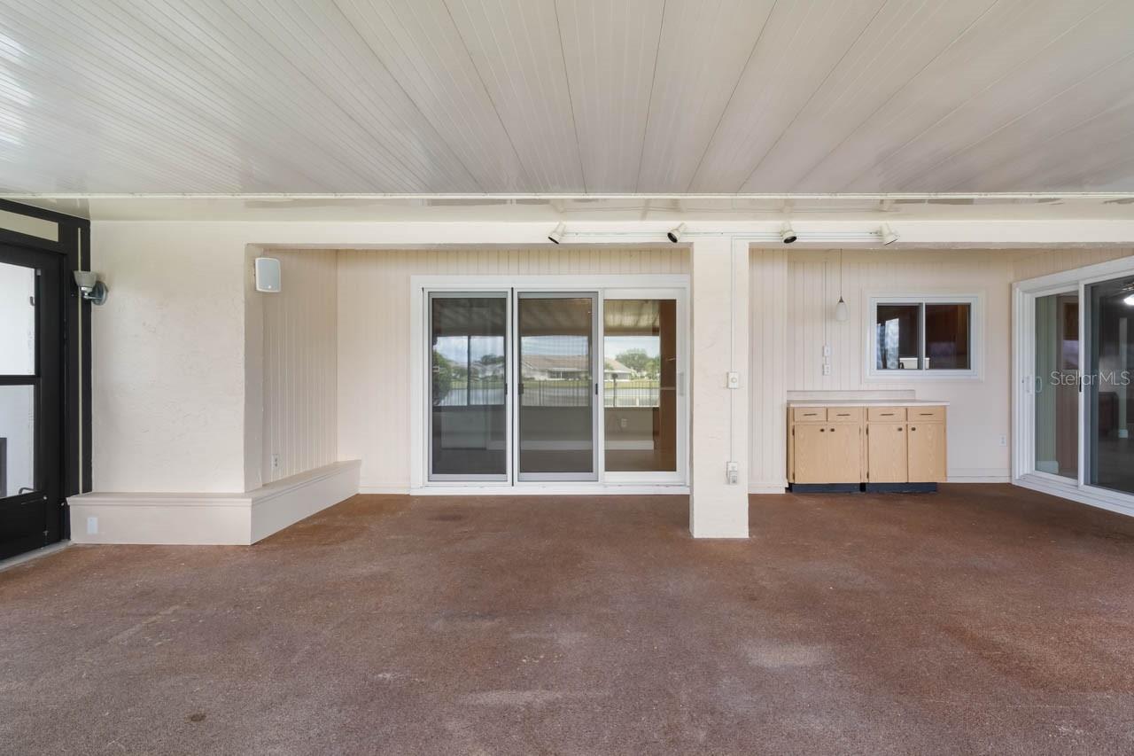 1519 FORT DUQUESNA DR — photo 43