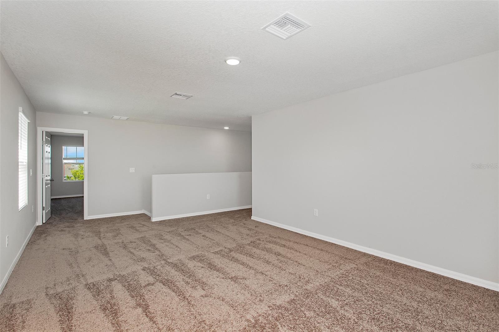36675 THORNHEDGE DR — photo 21