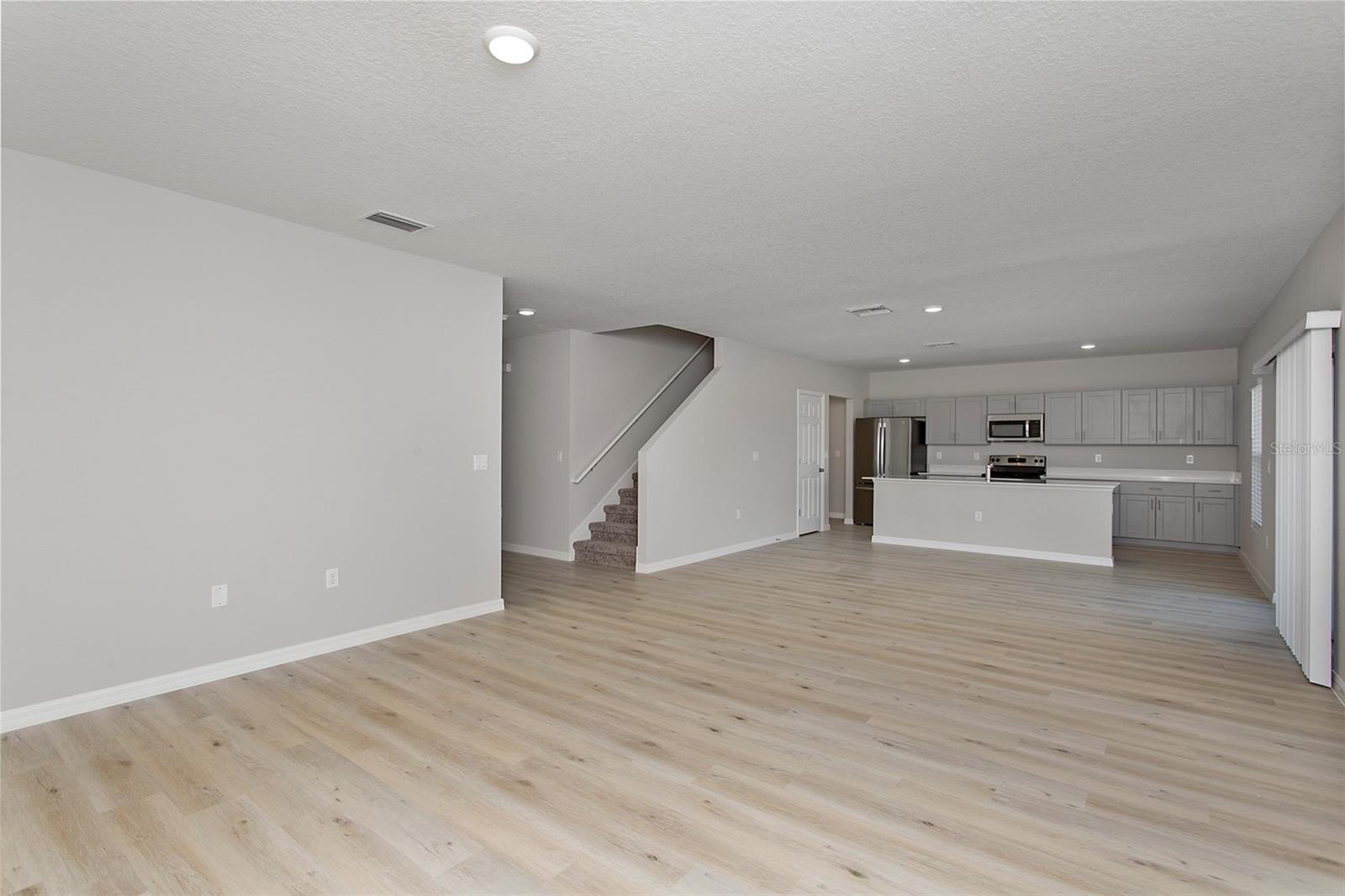 36675 THORNHEDGE DR — photo 14