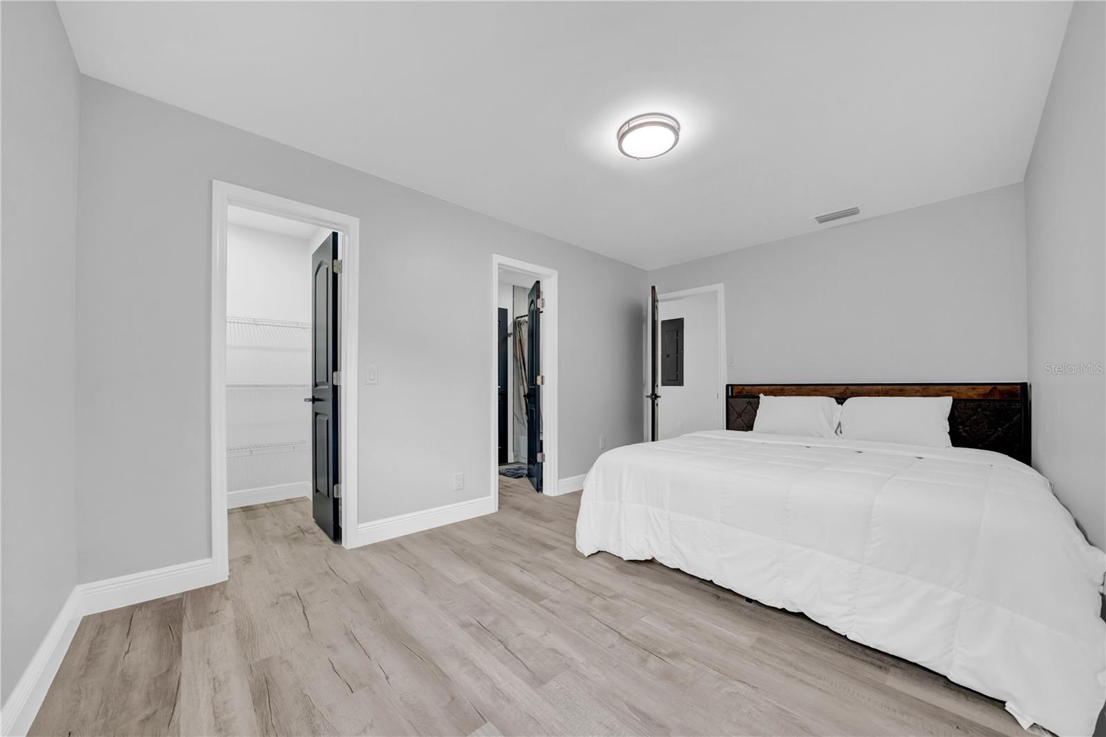 20 2ND AVE SE — photo 31