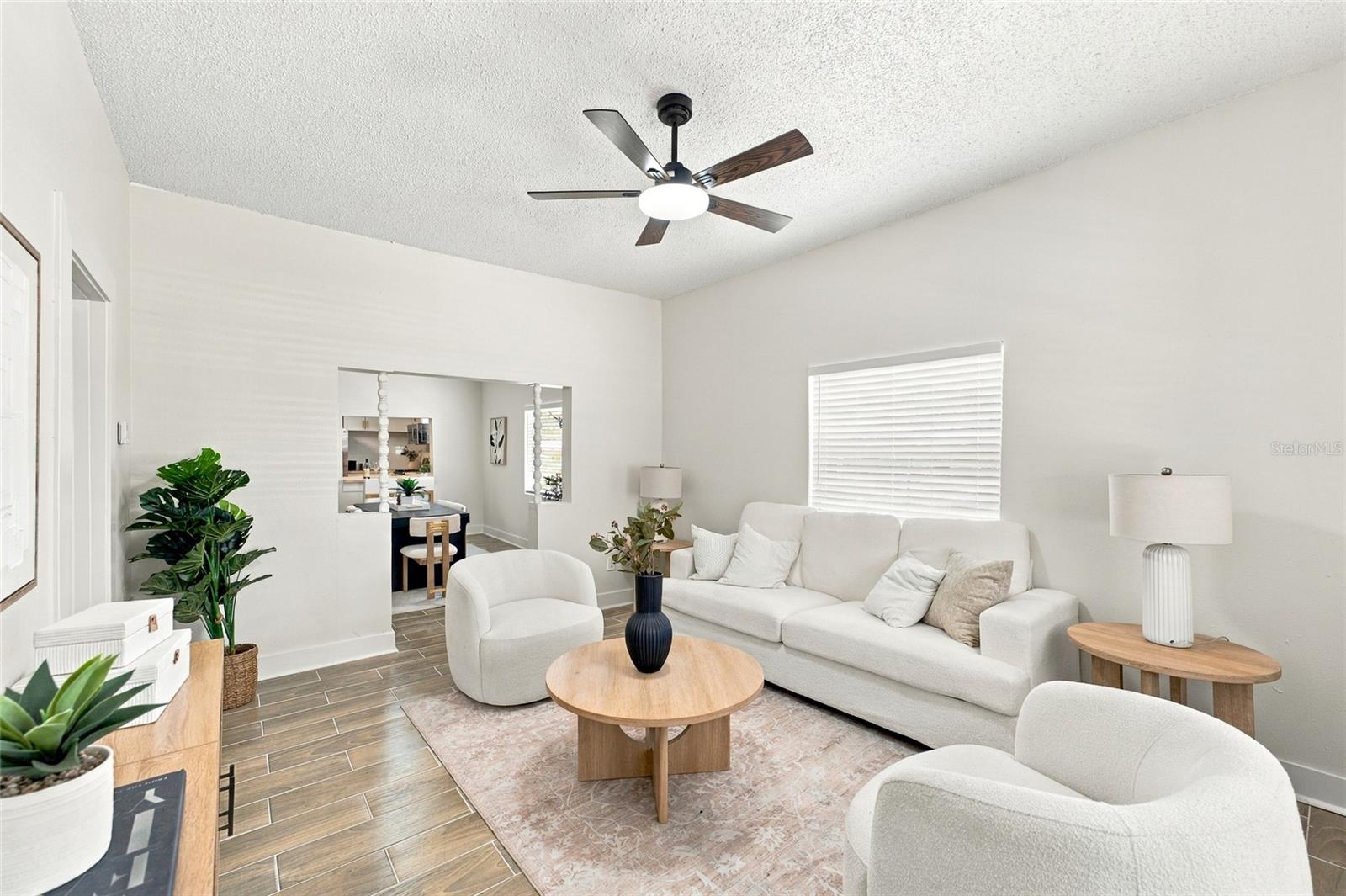 2217 CORRINE ST — photo 4