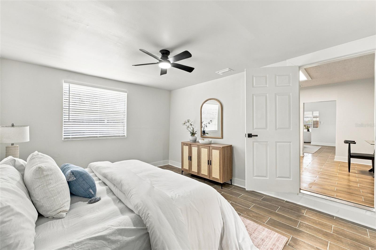 2217 CORRINE ST — photo 23