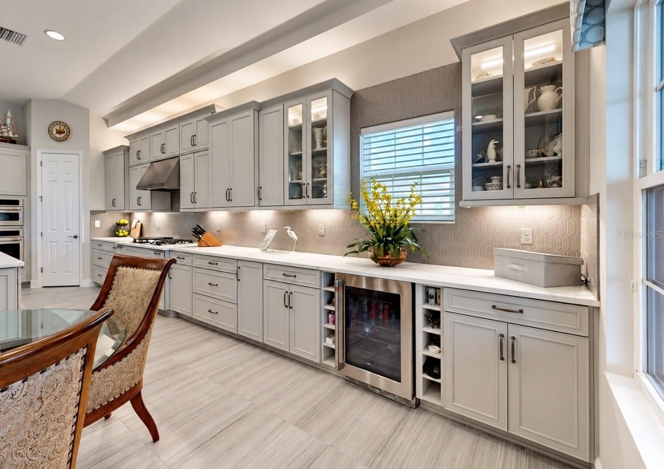 6350 MIDSHIP CT — photo 8