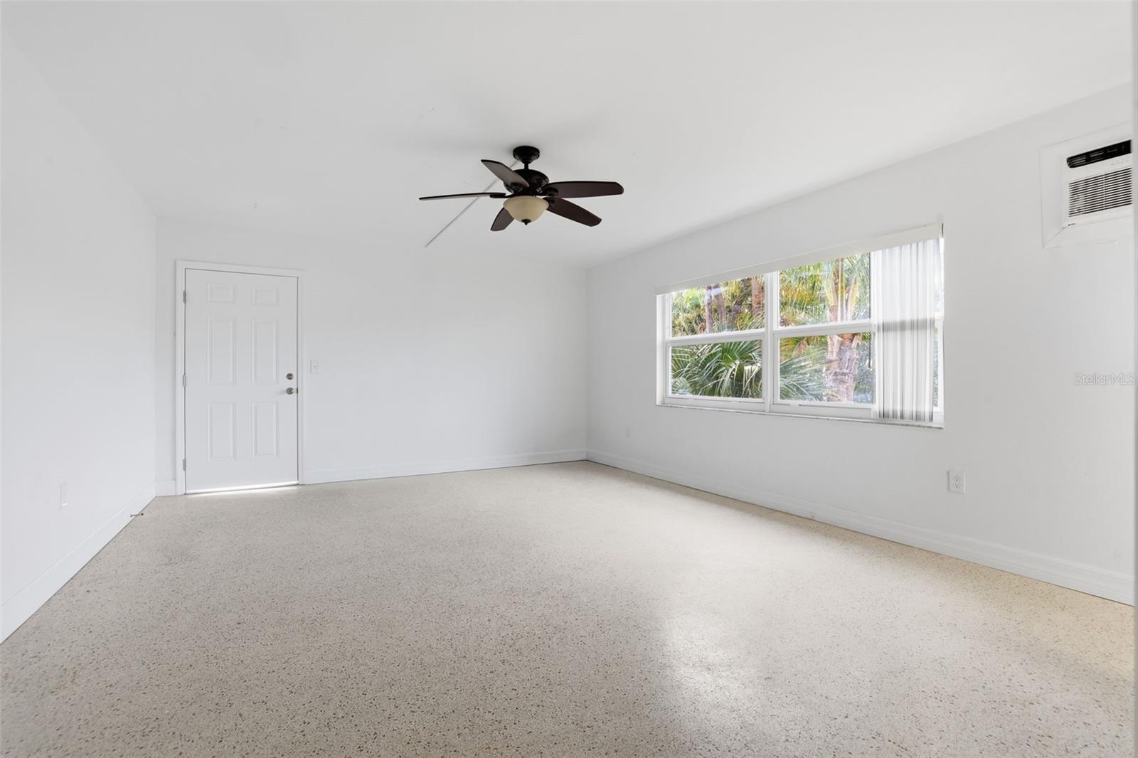 111 60TH AVE #1A — photo 3