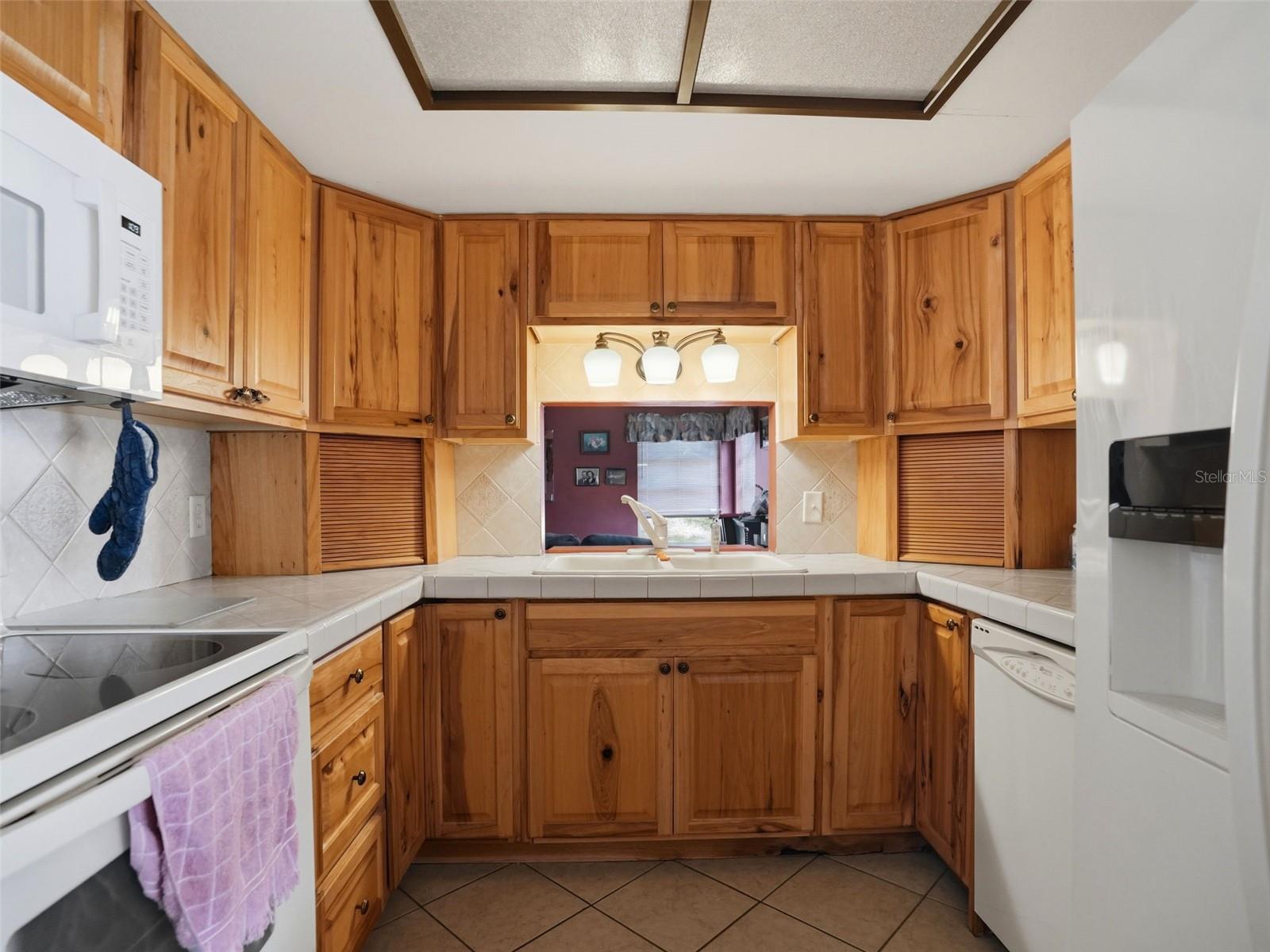 11121 ROLLINGWOOD DR — photo 10