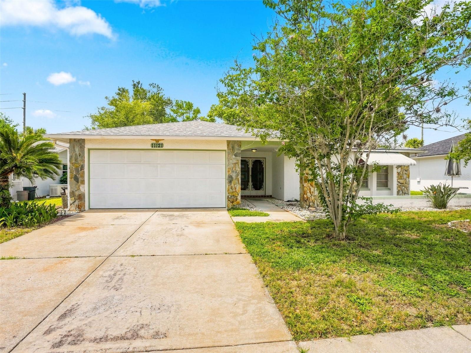 11121 ROLLINGWOOD DR — photo 28