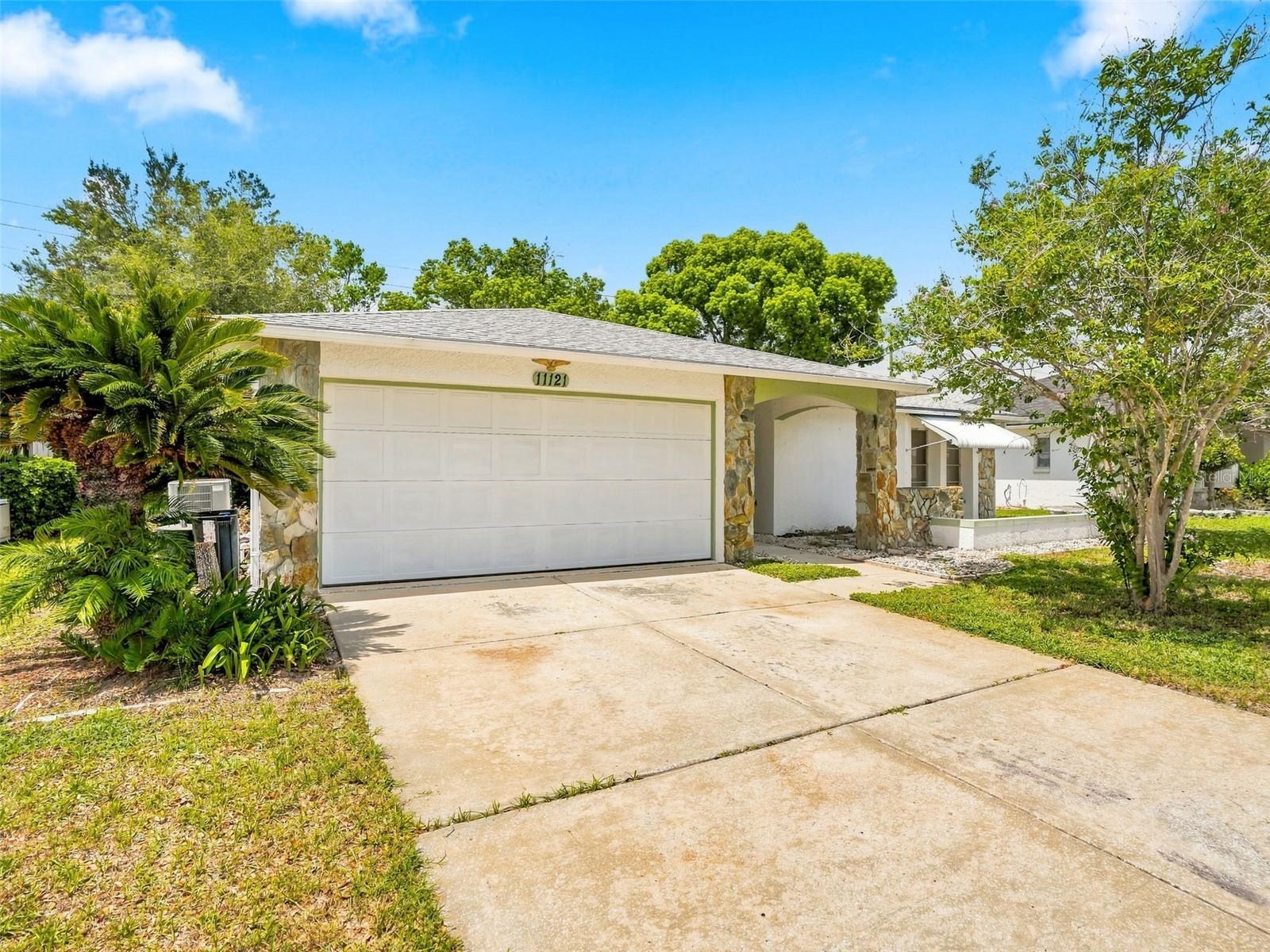 11121 ROLLINGWOOD DR — photo 6
